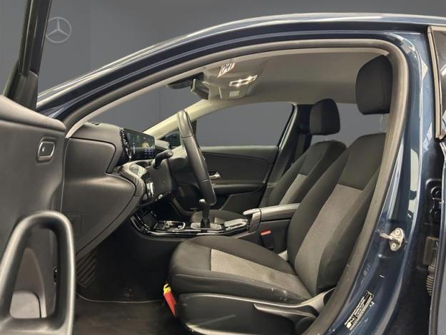 MERCEDES-BENZ A 180 d Style  