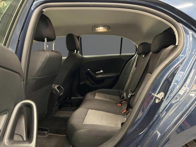 MERCEDES-BENZ A 180 d Style  