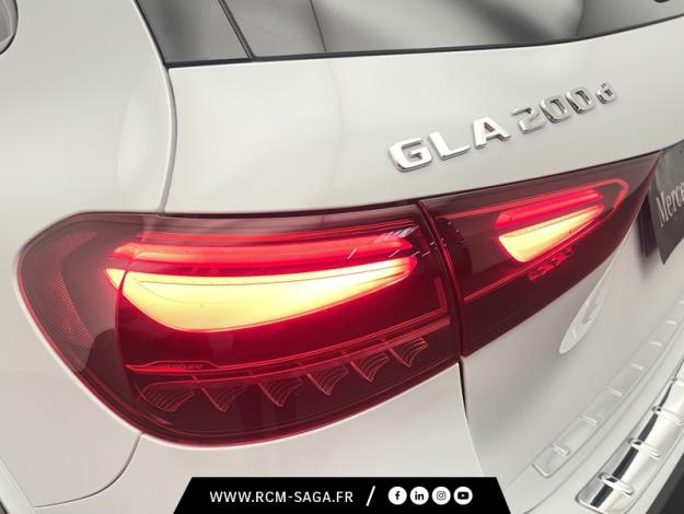MERCEDES-BENZ GLA 200 d 150ch AMG Line 8G-DCT  