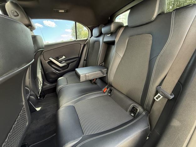 MERCEDES-BENZ Classe A 180 d Progressive Line  
