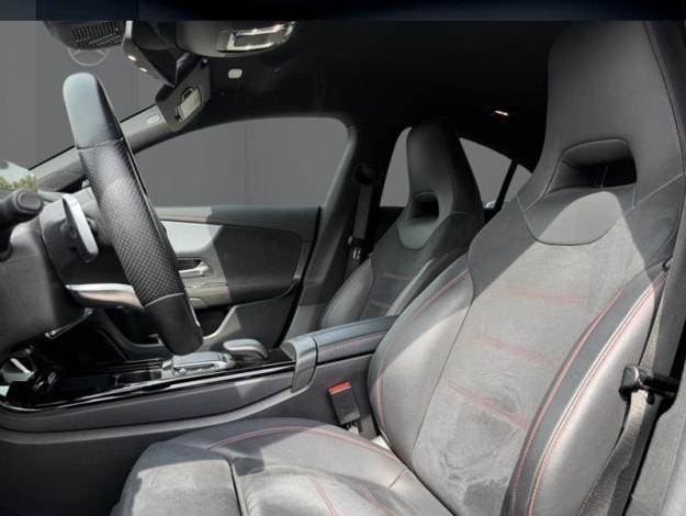 MERCEDES-BENZ CLA-Klasse CLA 180 Coupé AMG Line