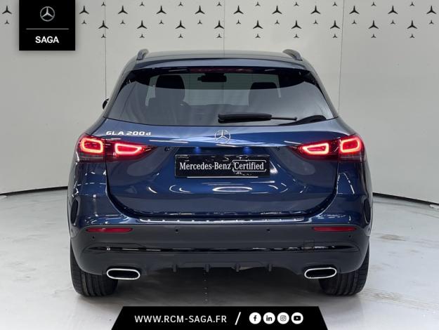 MERCEDES-BENZ GLA 200 d AMG Line  