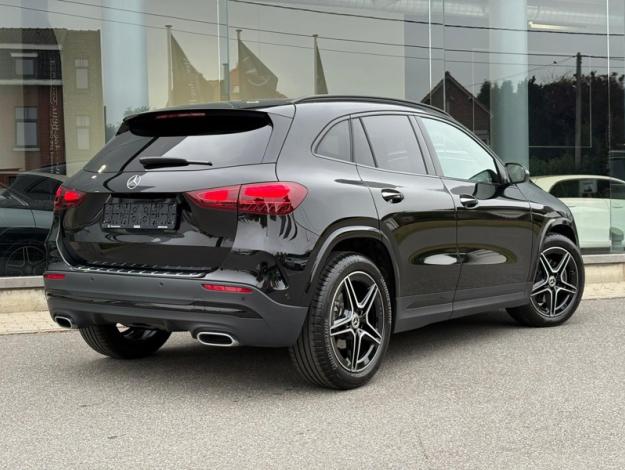MERCEDES-BENZ GLA-Klasse GLA 180 Off-Roader