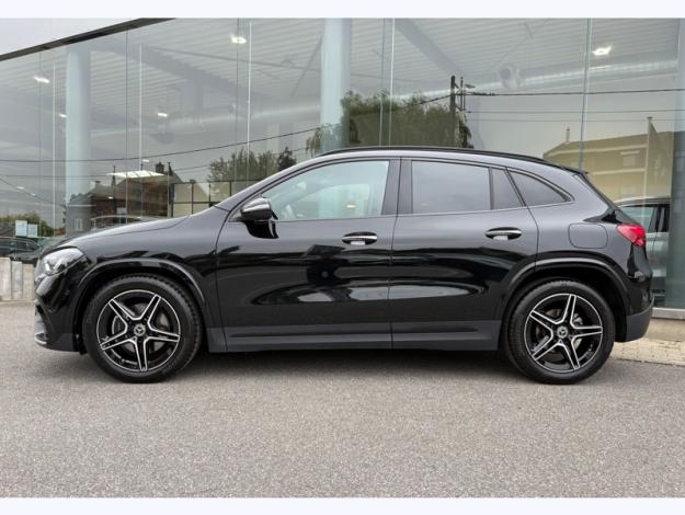 MERCEDES-BENZ GLA-Klasse GLA 180 Off-Roader