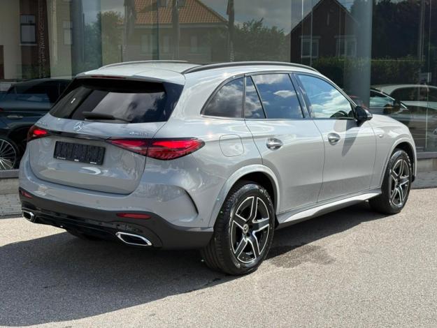 MERCEDES-BENZ GLC 300 e 4M AMG Pack Night Pano Attelage  