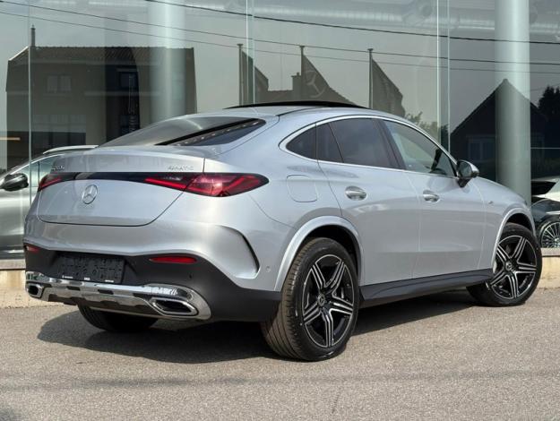 MERCEDES-BENZ GLC 300 e Coupé AMG Toit Pano Burmester  