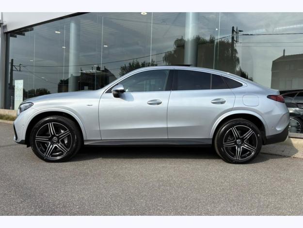 MERCEDES-BENZ GLC 300 e Coupé AMG Toit Pano Burmester  