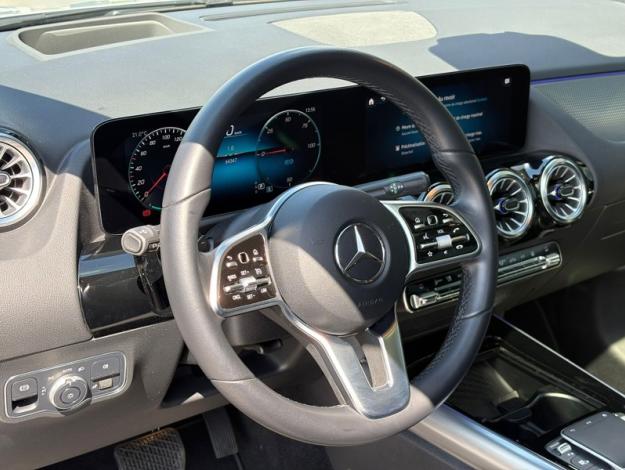 MERCEDES-BENZ EQA 250 Premium Toit Pano Burmester  