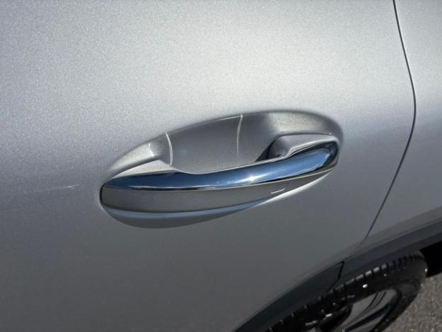 MERCEDES-BENZ EQA 250 Premium Toit Pano Burmester  