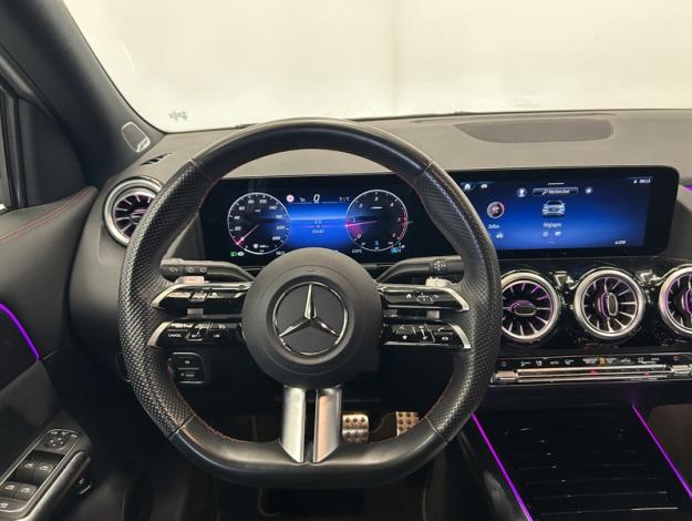 MERCEDES-BENZ GLA-Klasse GLA 180 d AMG Line