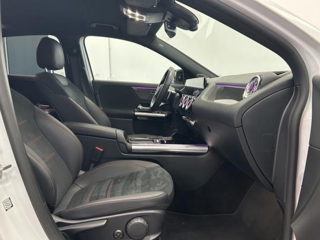 MERCEDES-BENZ GLA-Klasse GLA 180 d AMG Line