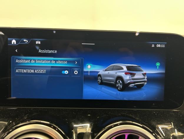 MERCEDES-BENZ GLA-Klasse GLA 180 d AMG Line