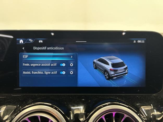 MERCEDES-BENZ GLA-Klasse GLA 180 d AMG Line