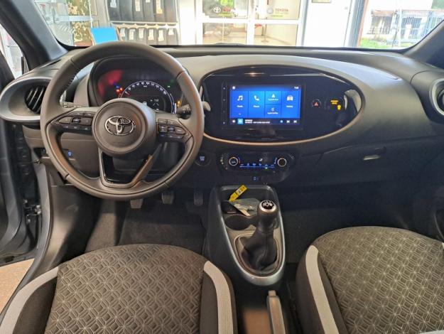 TOYOTA Aygo X 1.0 VVT-i 72 Design  AYGO X 72 CH BVM5 DESIGN ZENRADAR MY24.