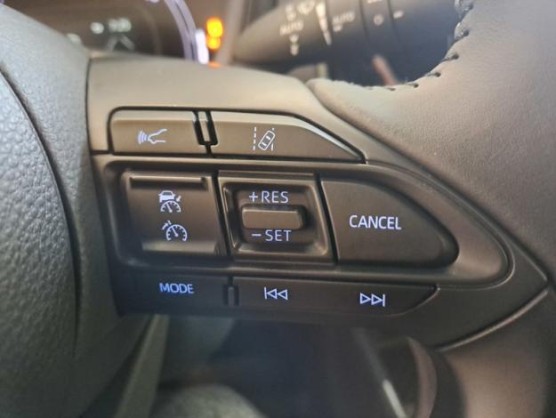 TOYOTA Aygo X 1.0 VVT-i 72 Design  AYGO X 72 CH BVM5 DESIGN ZENRADAR MY24.