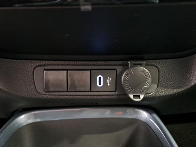 TOYOTA Aygo X 1.0 VVT-i 72 Design  AYGO X 72 CH BVM5 DESIGN ZENRADAR MY24.