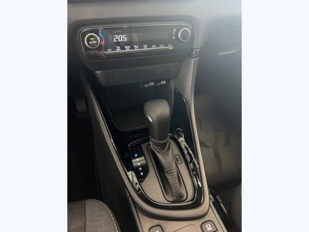 TOYOTA Yaris Hybride Hybride 116h Design Pack Confort My25  YARIS HYBRIDE 116H DESIGN PACK MY25