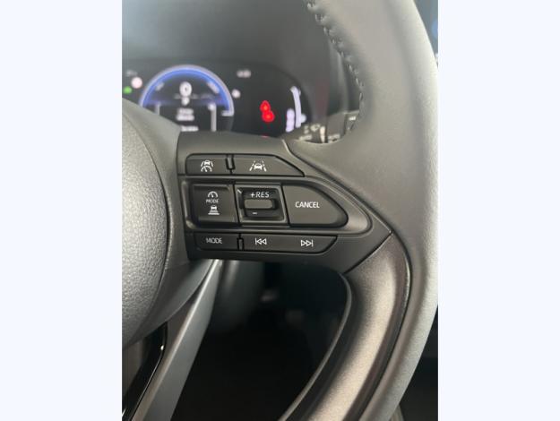 TOYOTA Yaris Hybride Hybride 116h Design Pack Confort My25  YARIS HYBRIDE 116H DESIGN PACK MY25