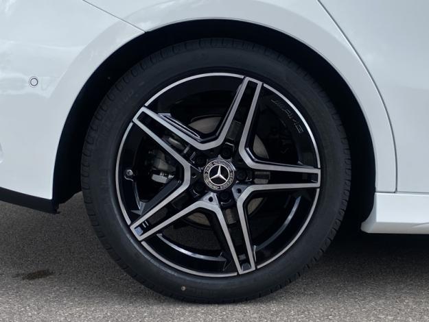 MERCEDES-BENZ Classe A 180 AMG Line  Classe A 180 AMG Line