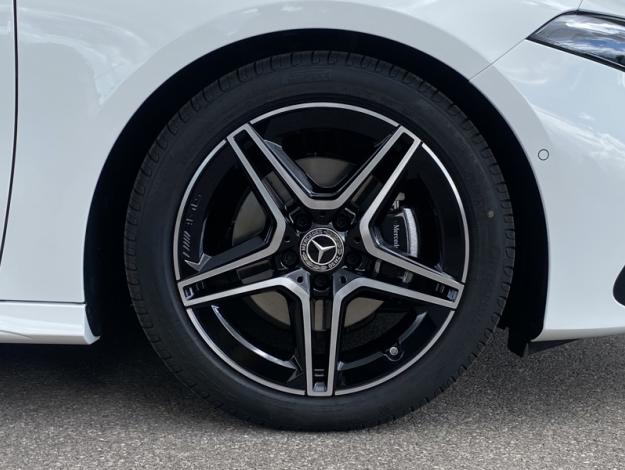 MERCEDES-BENZ Classe A 180 AMG Line  Classe A 180 AMG Line