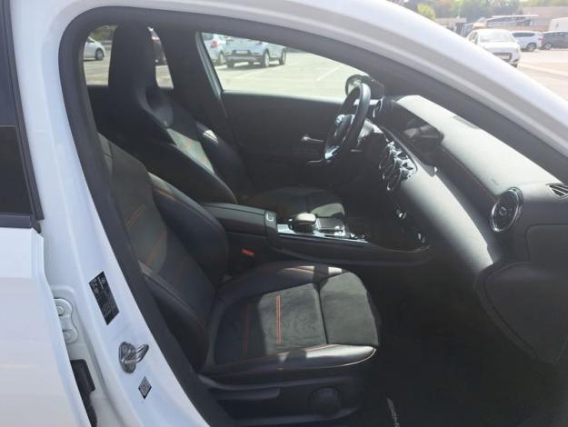 MERCEDES-BENZ A-Klasse A 180 d Launch Edition