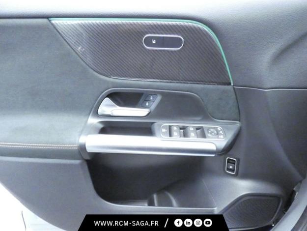 MERCEDES-BENZ GLA 250 e AMG Line  