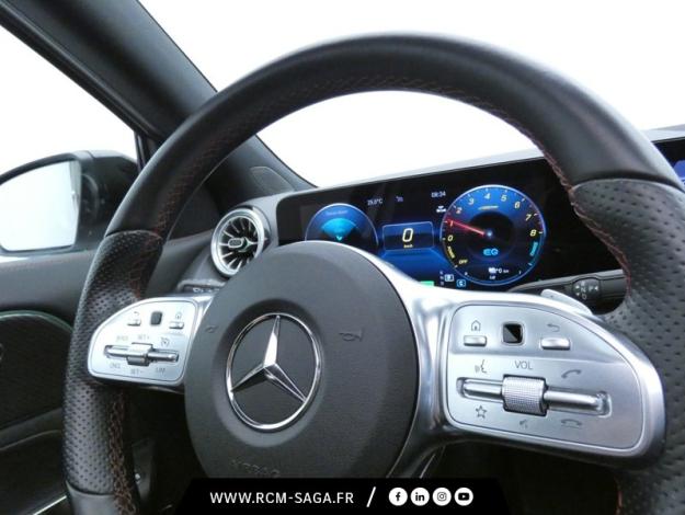 MERCEDES-BENZ GLA 250 e AMG Line  