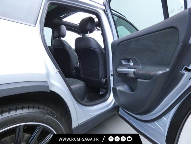 MERCEDES-BENZ GLA 250 e AMG Line  
