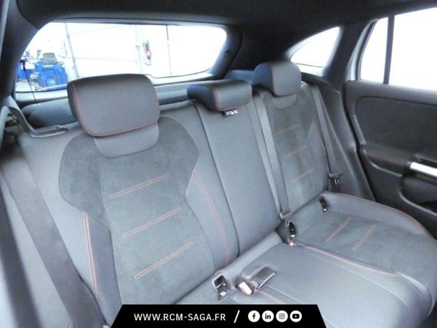 MERCEDES-BENZ GLA 250 e AMG Line  