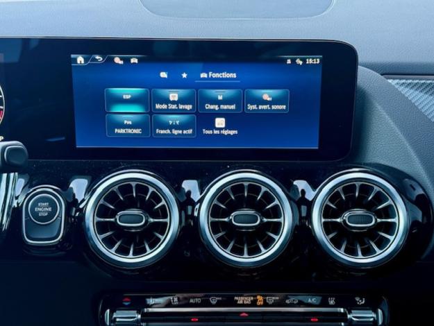 MERCEDES-BENZ GLA 250 e Hybrid EQ AMG Line  GLA 250 e Hybrid EQ AMG Line