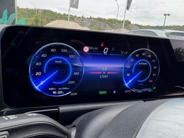MERCEDES-BENZ EQA 250 + Business Line - 5 ans GARANTIE 