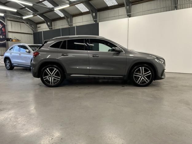 MERCEDES-BENZ GLA 200 diesel AMG Line 