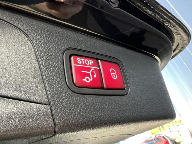 MERCEDES-BENZ GLC 300de 4MATIC SUV AMG Line GLC 300de 4MATIC SUV AMG Line  GLC 300de 4MATIC SUV AMG Line