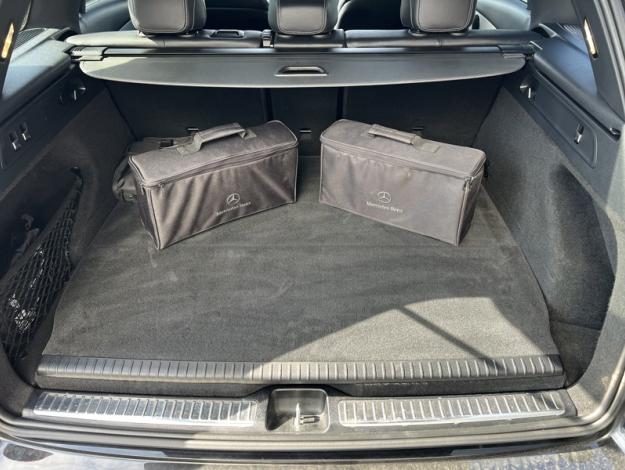 MERCEDES-BENZ GLC 300de 4MATIC SUV AMG Line GLC 300de 4MATIC SUV AMG Line  GLC 300de 4MATIC SUV AMG Line