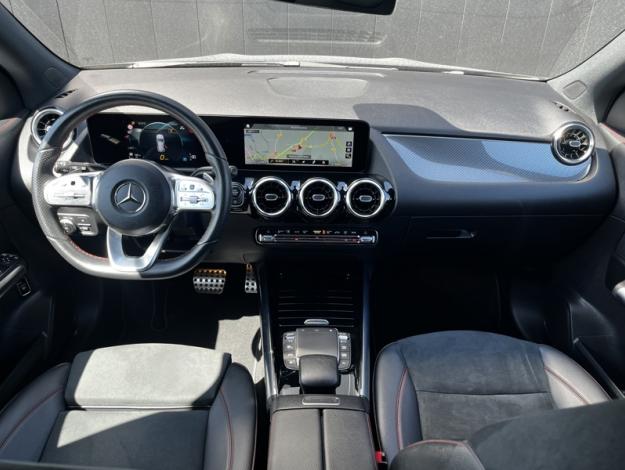 MERCEDES-BENZ GLA 200 d AMG Line  GLA 200 d AMG Line