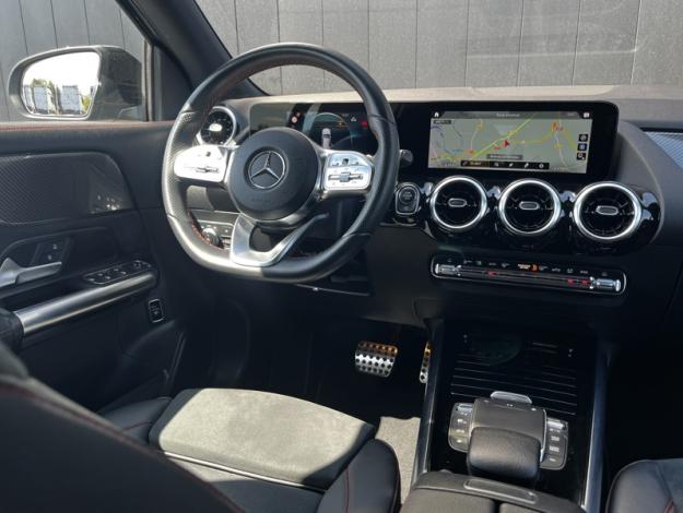 MERCEDES-BENZ GLA 200 d AMG Line  GLA 200 d AMG Line
