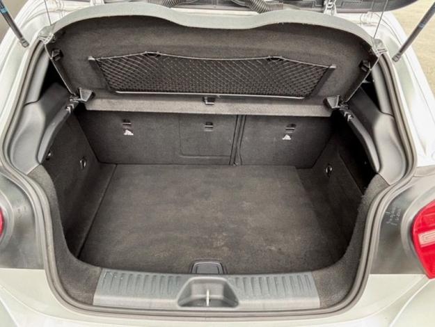 MERCEDES-BENZ Classe A A 180 Intuition  