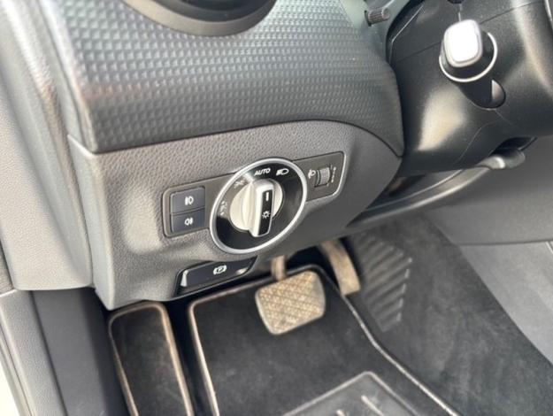MERCEDES-BENZ Classe A A 180 Intuition  