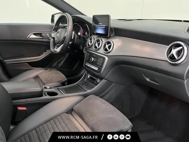 MERCEDES-BENZ CLA Coupé CLA 220 d  Coupé Fascination  