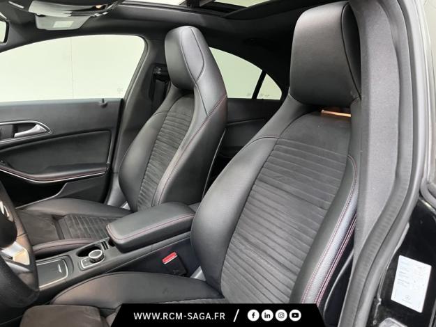 MERCEDES-BENZ CLA Coupé CLA 220 d  Coupé Fascination  