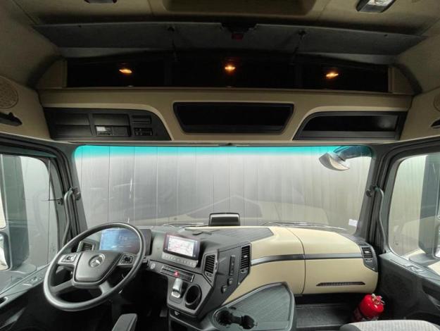 MERCEDES-BENZ Actros F 1848 StreamSpace 2.50M  