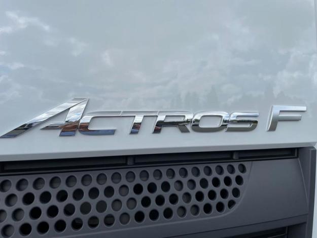 MERCEDES-BENZ Actros F 1848 StreamSpace 2.50M  