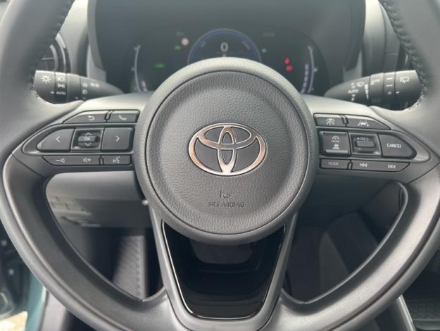 TOYOTA Yaris Hybride Hybride 116h Design  YARIS HYBRIDE 116H DESIGN PACK VD MY25