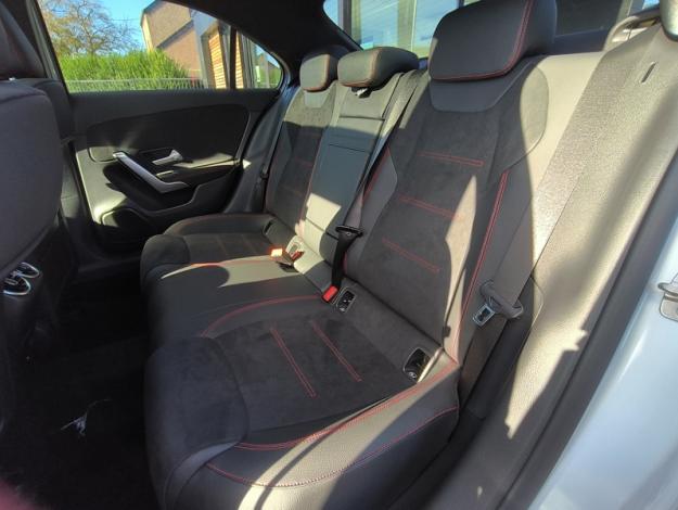 MERCEDES-BENZ A 180 d AMG Line - SAGA Huy (+32 85 23 69 00) 