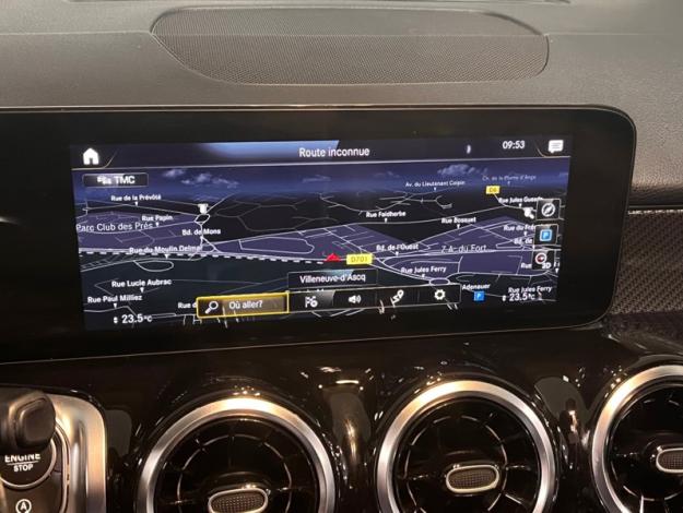 MERCEDES-BENZ GLB 200 d AMG Line  