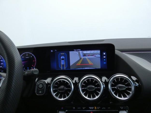 MERCEDES-BENZ GLA 200 d AMG Line  