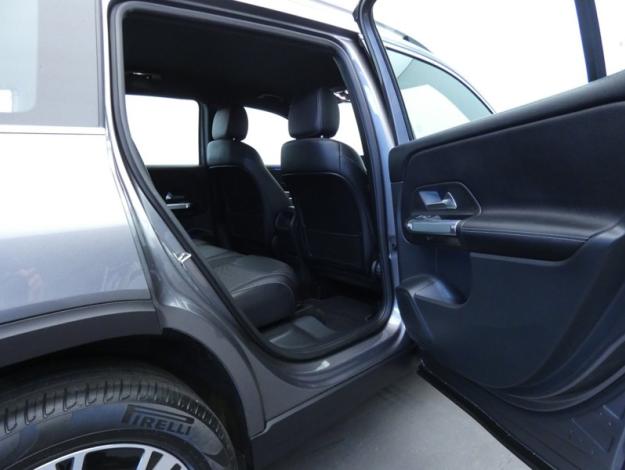 MERCEDES-BENZ GLB 200 d Progressive Line  