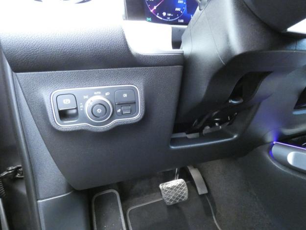 MERCEDES-BENZ GLB 200 d Progressive Line  