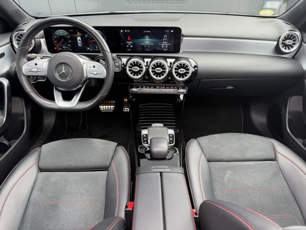 MERCEDES-BENZ Classe A 200 d AMG Line  