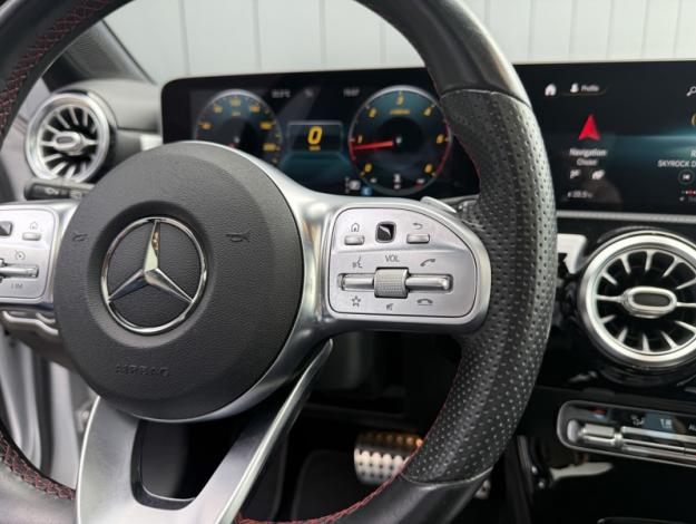 MERCEDES-BENZ Classe A 200 d AMG Line  